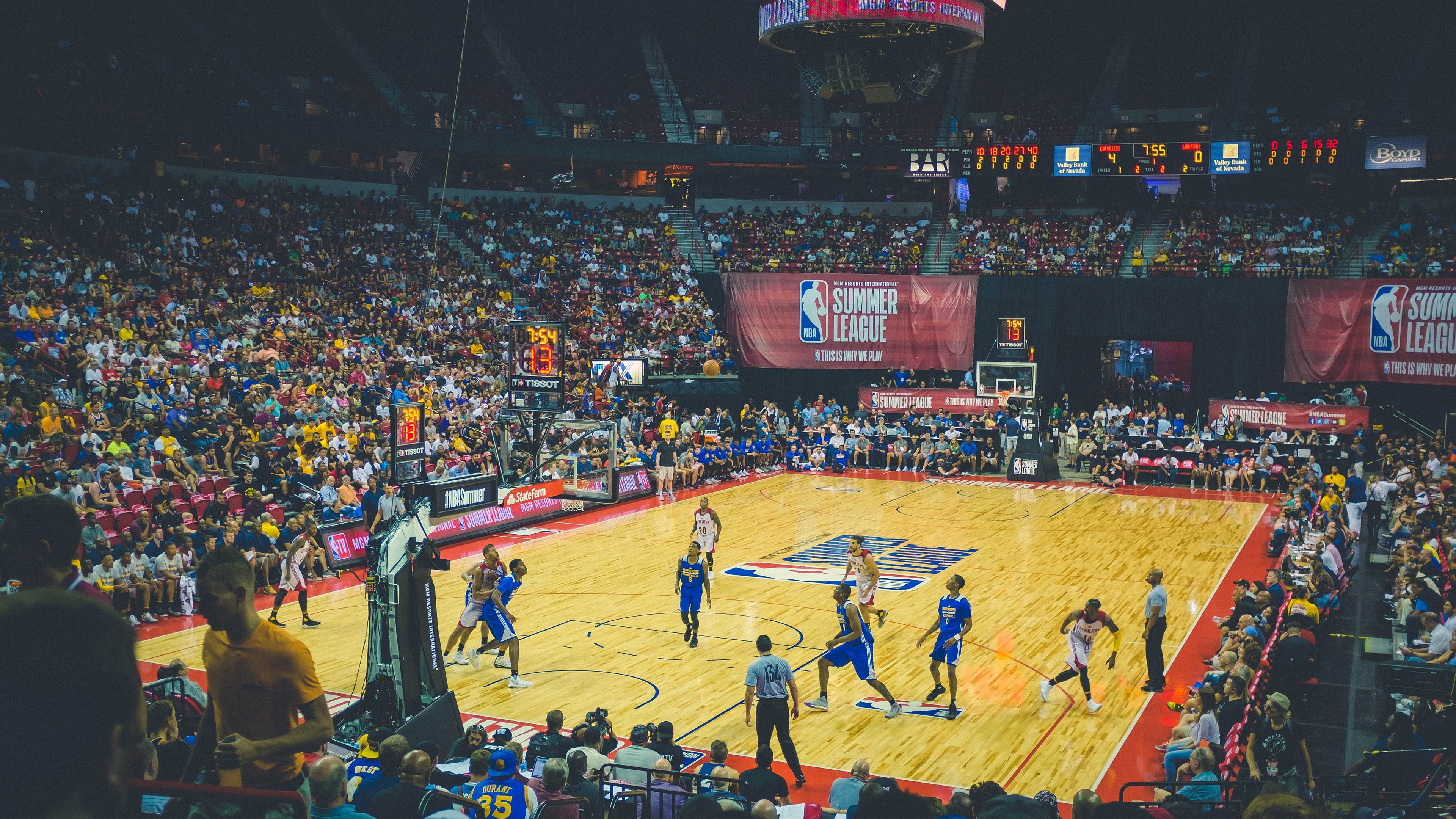 开云体育下载官网-_快船迎来关键比赛，士气高涨_，快船比赛表